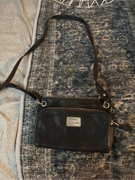 Fossil Accessories - Fossil Black Leather Crossbody Wallet Purse